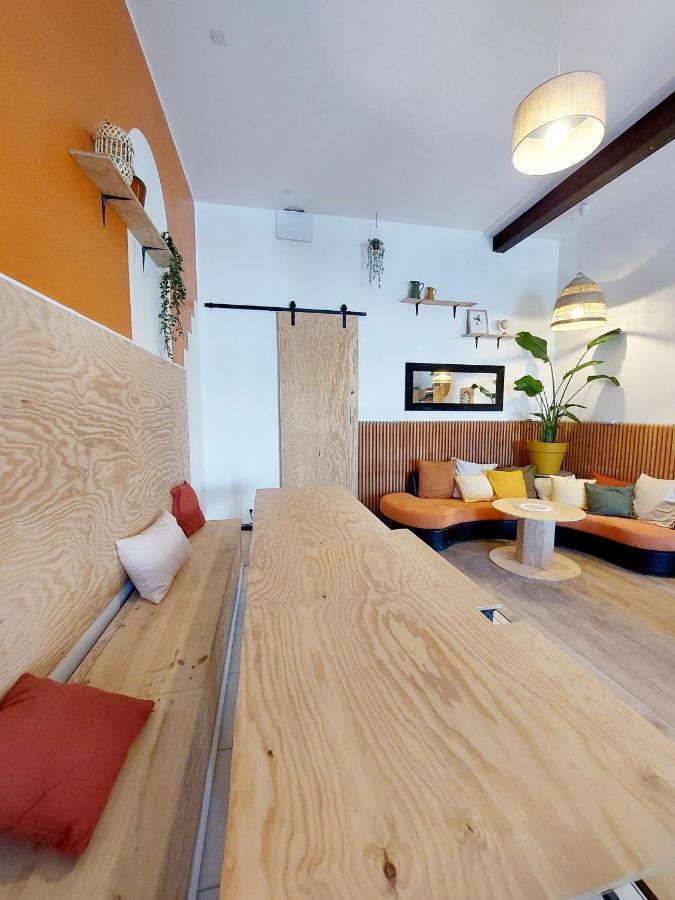 Coast - Utopy Hostel Биариц Екстериор снимка