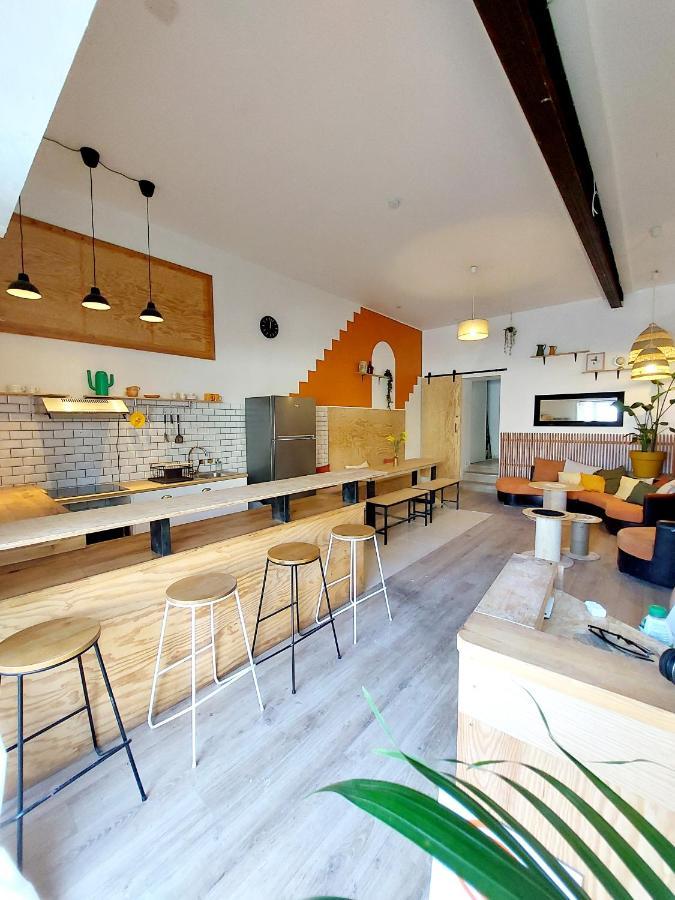 Coast - Utopy Hostel Биариц Екстериор снимка