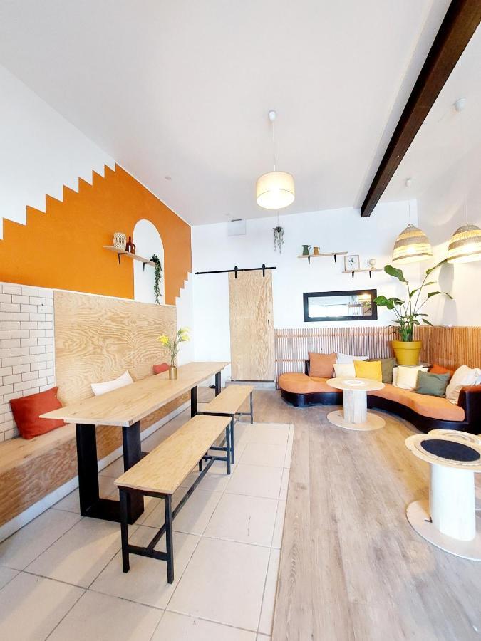 Coast - Utopy Hostel Биариц Екстериор снимка